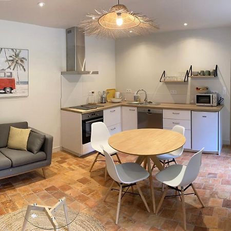 Вилла Les Bosquets Saint-Ouen-Des-Toits Экстерьер фото