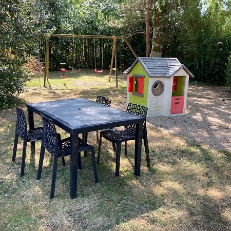 Вилла Les Bosquets Saint-Ouen-Des-Toits Экстерьер фото