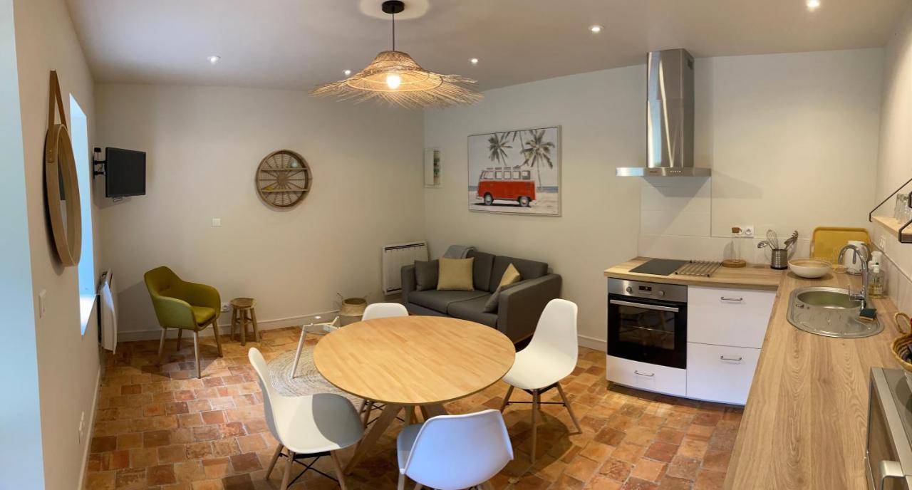 Вилла Les Bosquets Saint-Ouen-Des-Toits Экстерьер фото