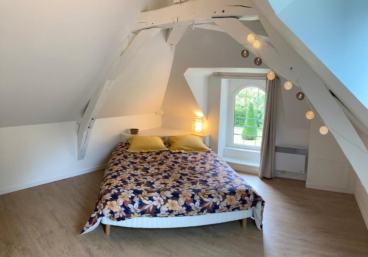 Вилла Les Bosquets Saint-Ouen-Des-Toits Экстерьер фото